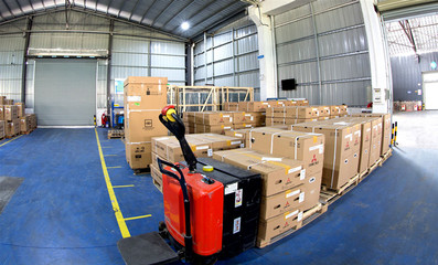 聯(lián)系全儲物流